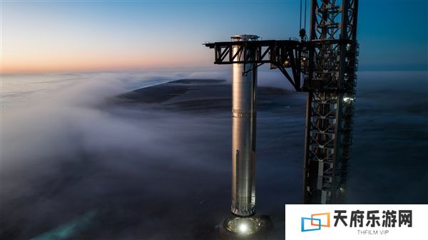 SpaceX星舰准备第8次试飞 超重型助推器已移至发射台